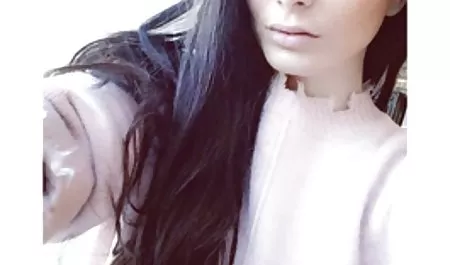 Kahve getirdi ev kadınları fransızerotik çekmek için