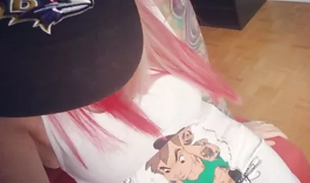 Minerva yumuşak ve kanepe 69streaming69 ve yatakta sarılmak