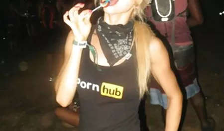 Anal, esmer, yatak kaliteli erotik