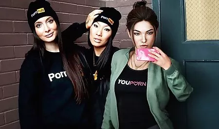 Domuz kuyruklu kız büyük bir dick var erotikpornoizle