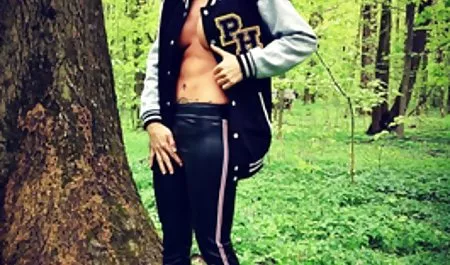 Üç ağı fahişeler erotik teen