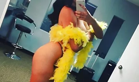 Kalıcı uzun saç gibi bir arap erotik üye