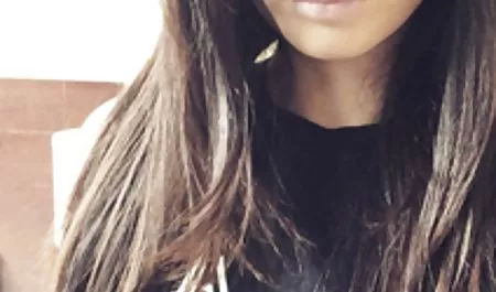 Esmer ağzı ve elleri ile horoz erotikfilmizle hoş