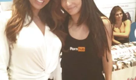 İki eeotik azgın lezbiyen