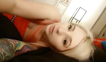 Busty diğer erkek genişleme ve liseli erotik her bir araya geldi