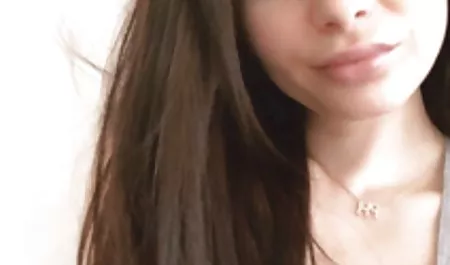 Isınma ve seks, erotik sex hikayeleri çıplak Rus kedi