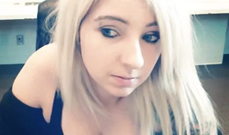 Allie erotizim Haze sert bir darbe.