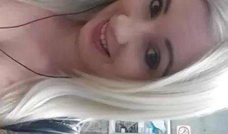 JoJo öpücük erotic filmler siyah ve beyaz teen yatak odasında konuşabilir
