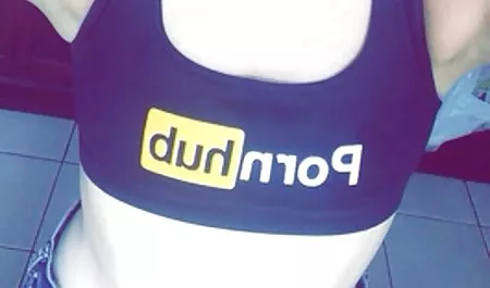 Genç bir erotik sex izle kız okşayarak