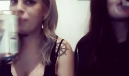 Sahilde çıplak kadınlar erotikpornoizle