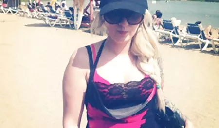 Adriana erotik hikayeler 2018 Chechik mastürbasyon solo