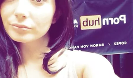 Büyük erotikflimler horoz, sarışın