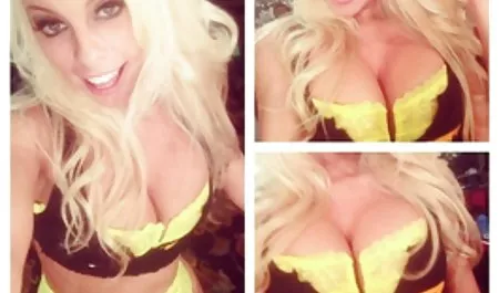 Kat Dior yolda büyük bir penis emme online erotik