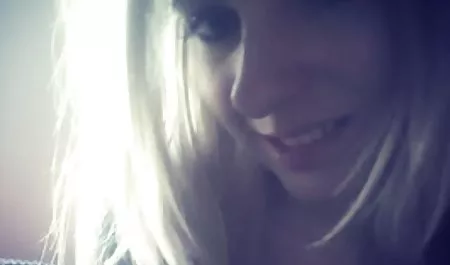 Banyoda esmer, erotikpornofilm büyük göt, mastürbasyon