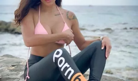 Bir erotic filmler mağara pembe ince çocuk